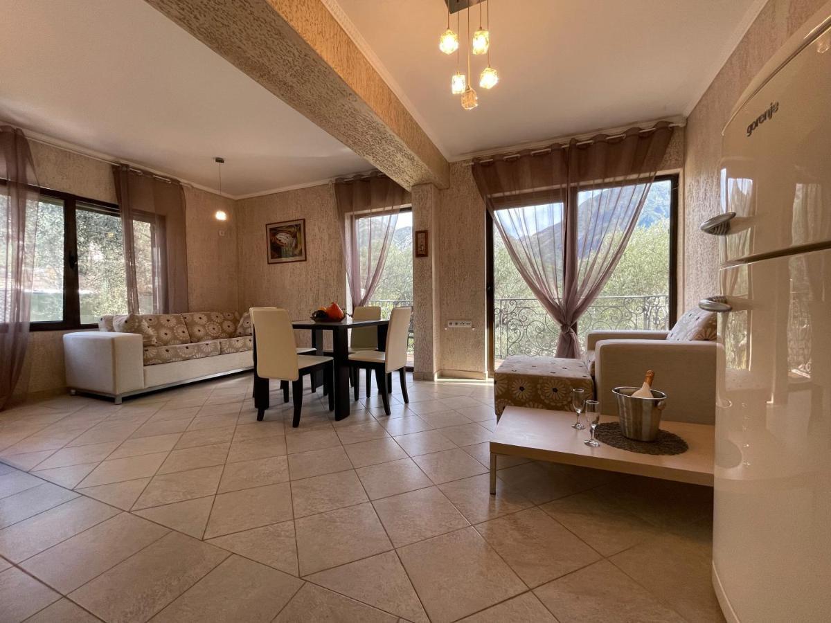 Apartments Villa St. バール エクステリア 写真